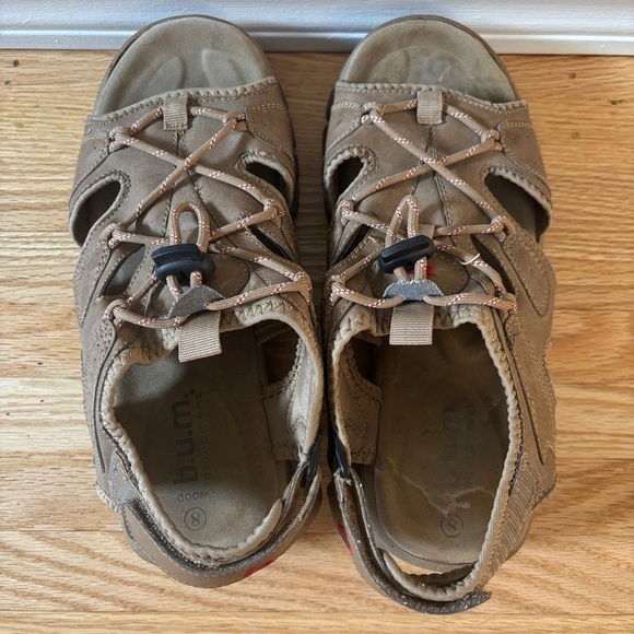 Vintage B.U.M. Equipment Tan and Brown Comfort Sandals - Picture 4 of 8